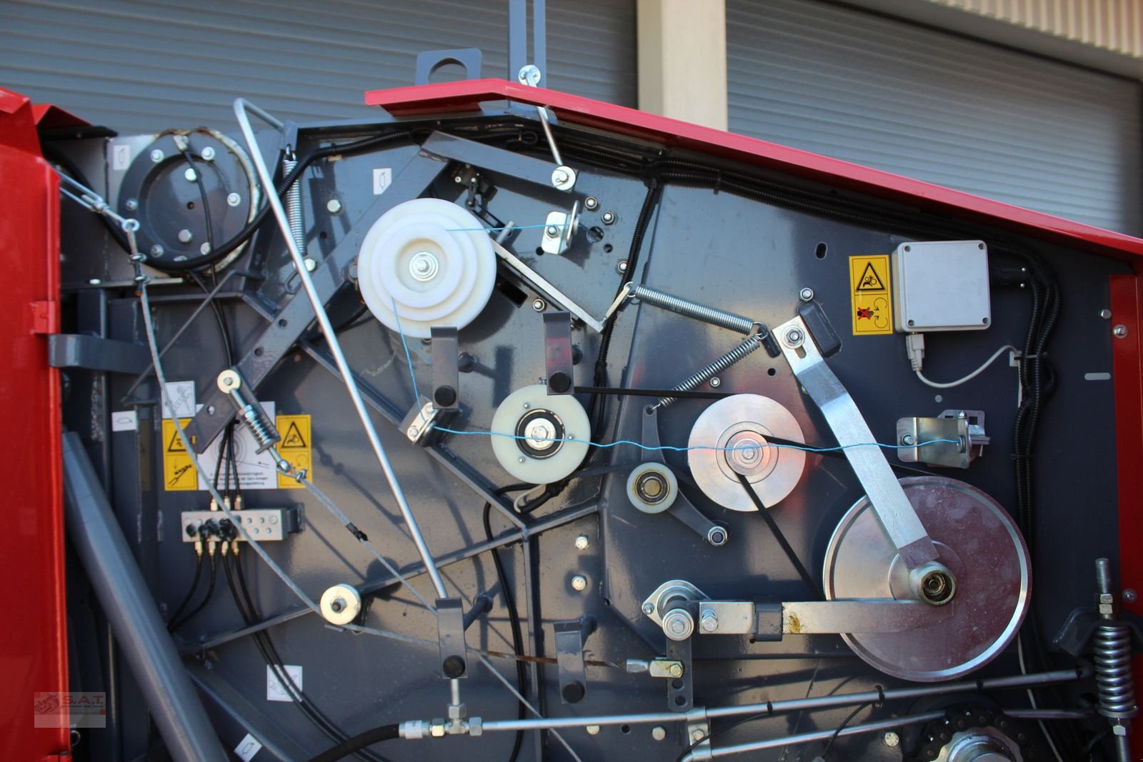 Rundballenpresse des Typs Metal-Fach RN 562-Bergprofi-Ballenpresse, Neumaschine in Eberschwang (Bild 18)