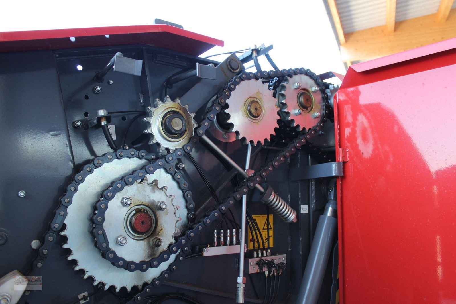 Rundballenpresse des Typs Metal-Fach RN 562-Bergprofi-Ballenpresse, Neumaschine in Eberschwang (Bild 24)