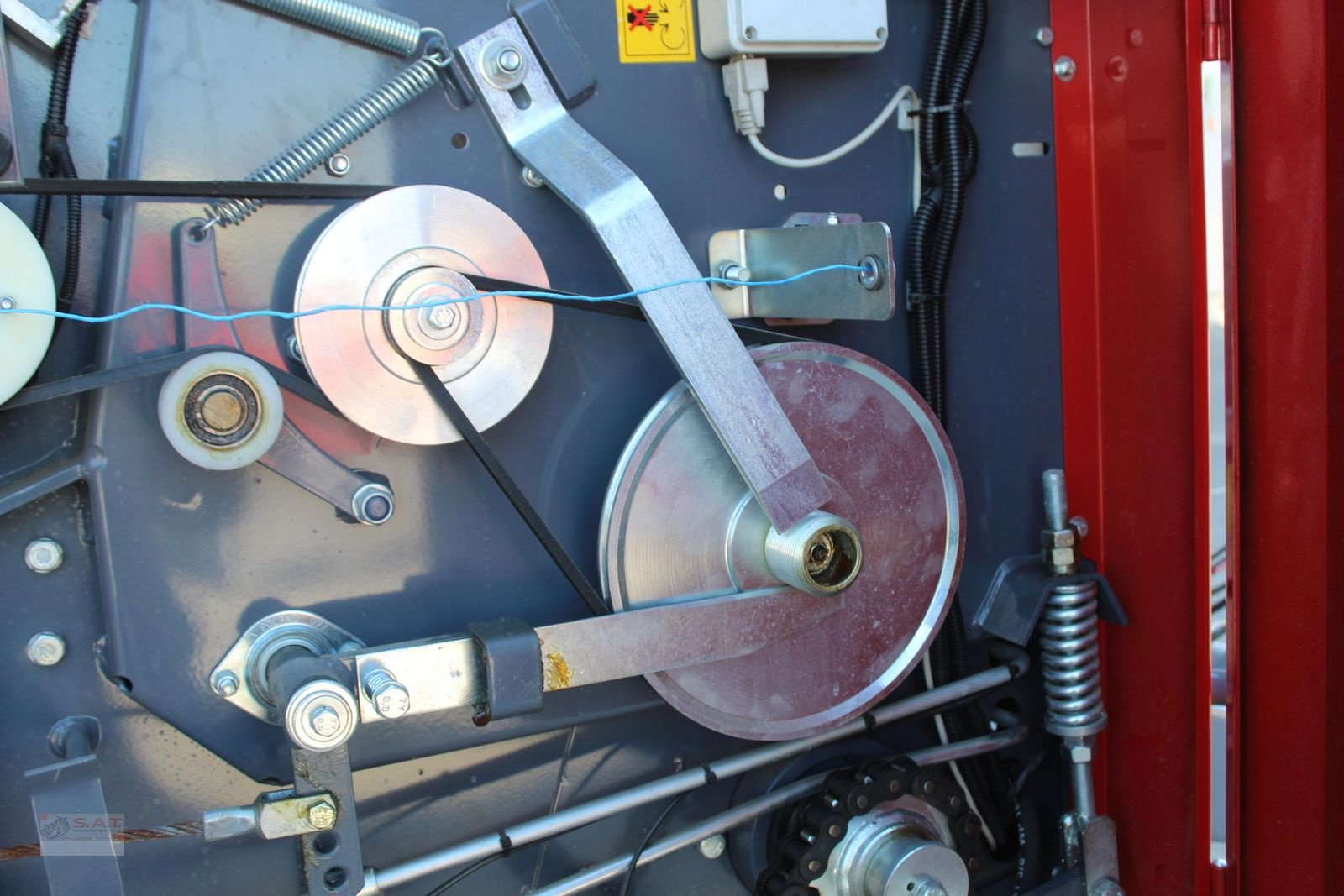 Rundballenpresse des Typs Metal-Fach RN 562-Bergprofi-Ballenpresse, Neumaschine in Eberschwang (Bild 17)