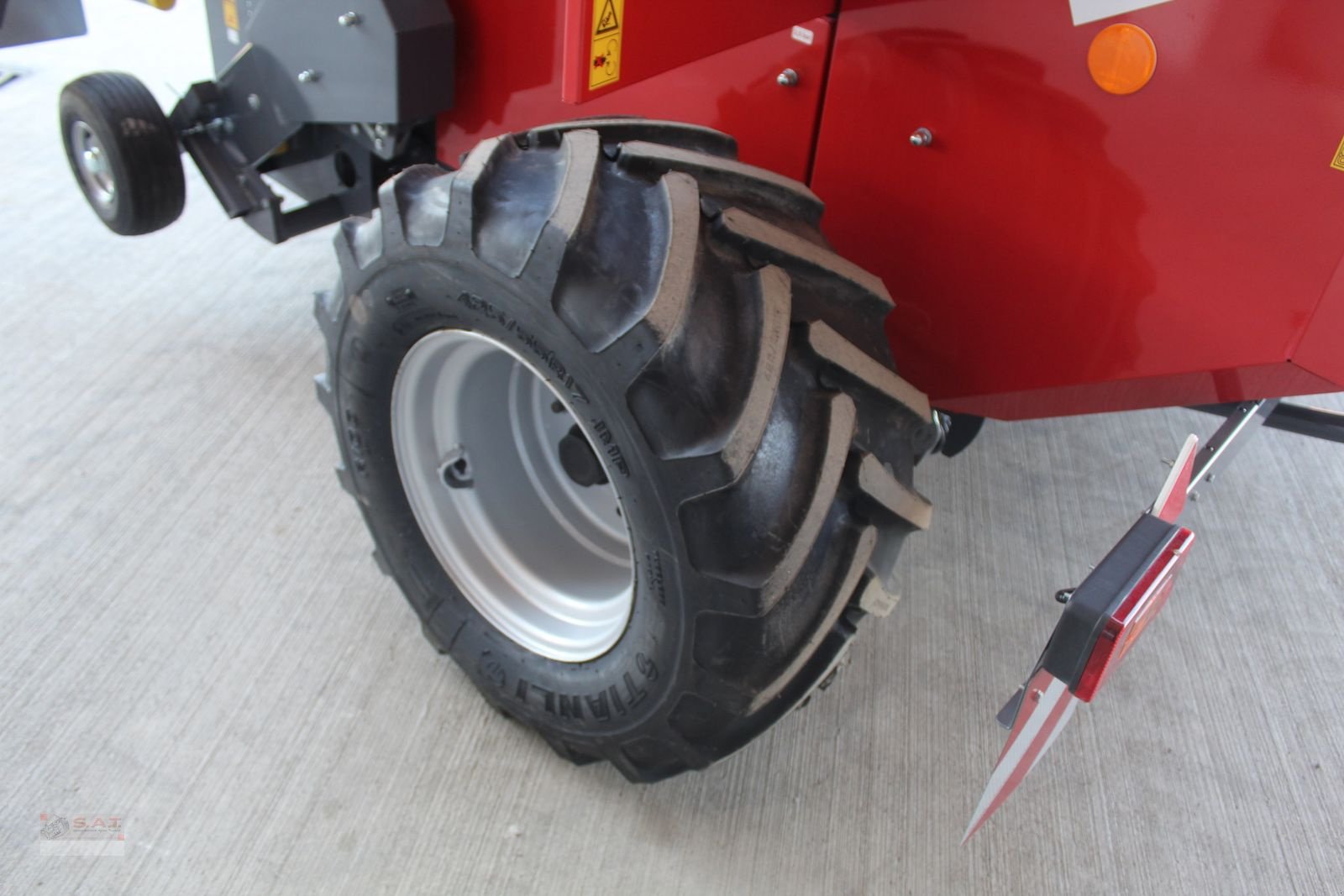 Rundballenpresse des Typs Metal-Fach RN 562-Bergprofi-Ballenpresse, Neumaschine in Eberschwang (Bild 30)