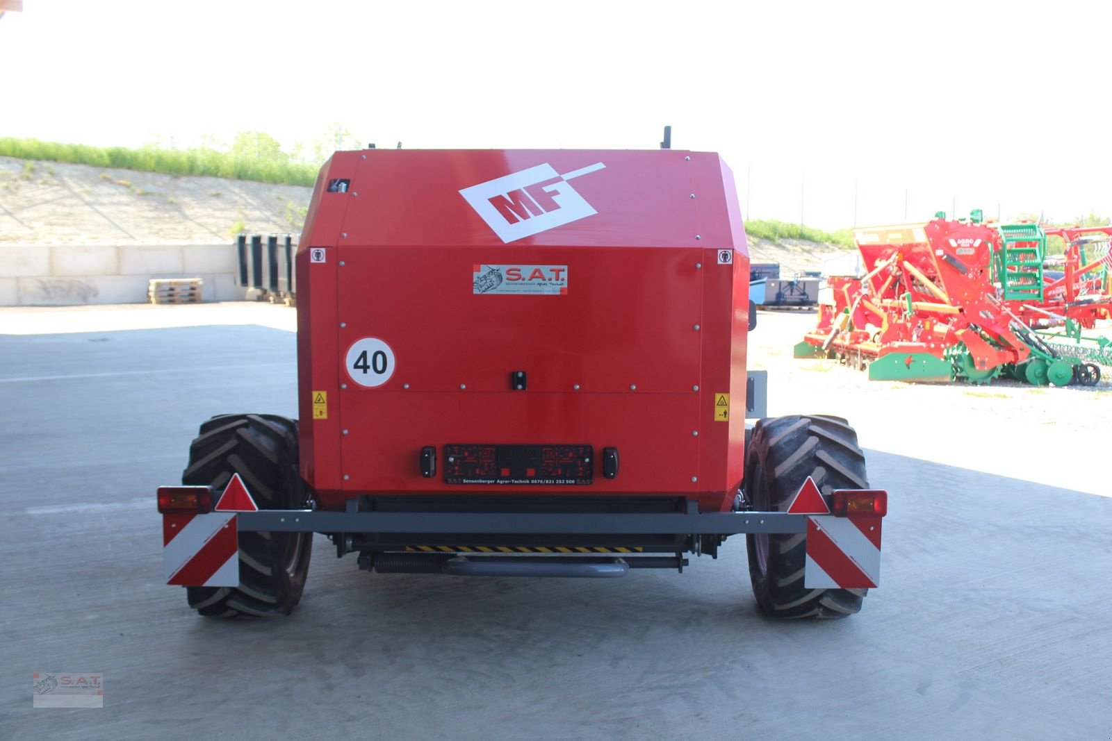 Rundballenpresse des Typs Metal-Fach RN 562-Bergprofi-Ballenpresse, Neumaschine in Eberschwang (Bild 4)