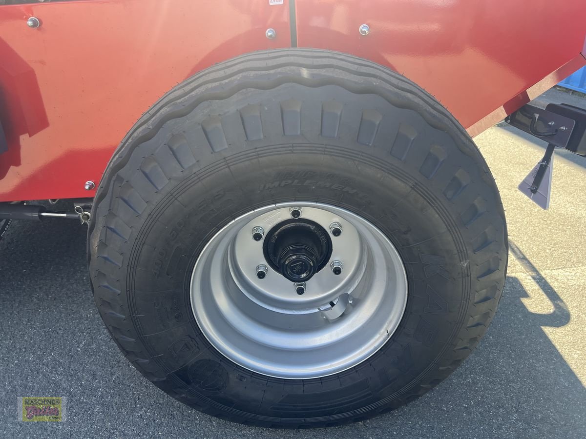 Rundballenpresse des Typs Metal-Fach Z 562 RN  Bergausführung Schneidwerk Bremse, Neumaschine in Kötschach (Bild 14)