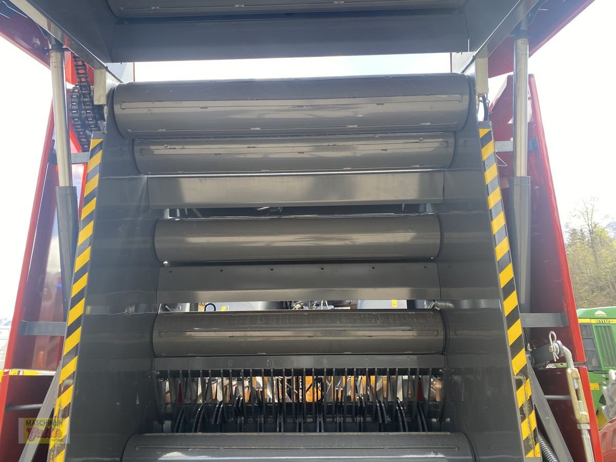 Rundballenpresse des Typs Metal-Fach Z 562 RN  Bergausführung Schneidwerk Bremse, Neumaschine in Kötschach (Bild 20)