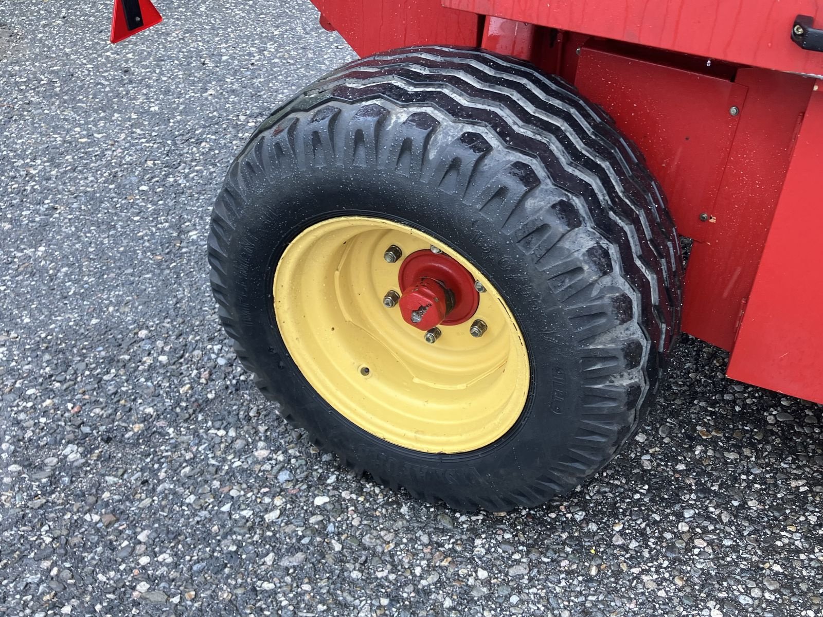 Rundballenpresse типа New Holland 544 CC, Gebrauchtmaschine в Villach (Фотография 7)