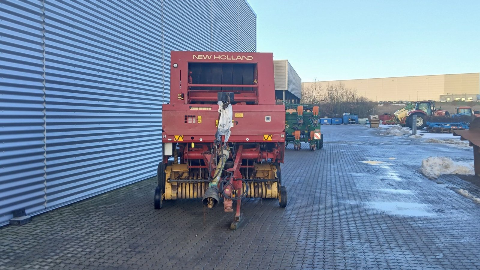 Rundballenpresse типа New Holland 650, Gebrauchtmaschine в Horsens (Фотография 1)