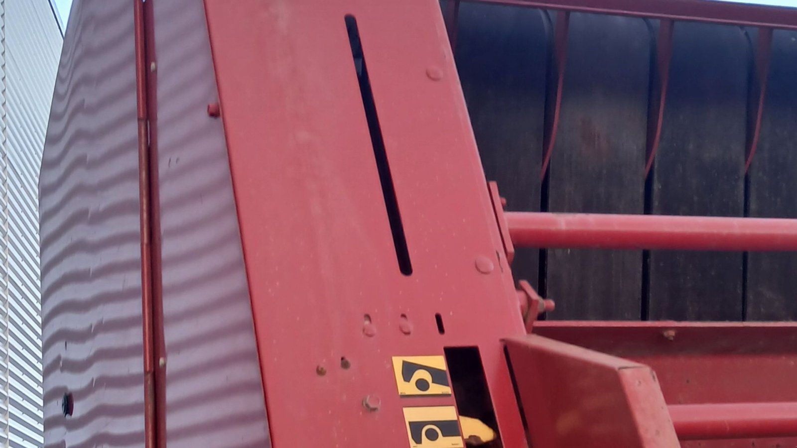 Rundballenpresse типа New Holland 650, Gebrauchtmaschine в Horsens (Фотография 8)