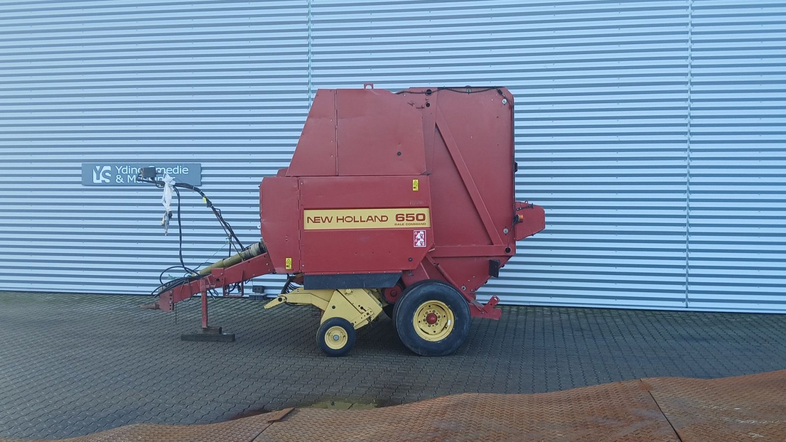 Rundballenpresse типа New Holland 650, Gebrauchtmaschine в Horsens (Фотография 3)