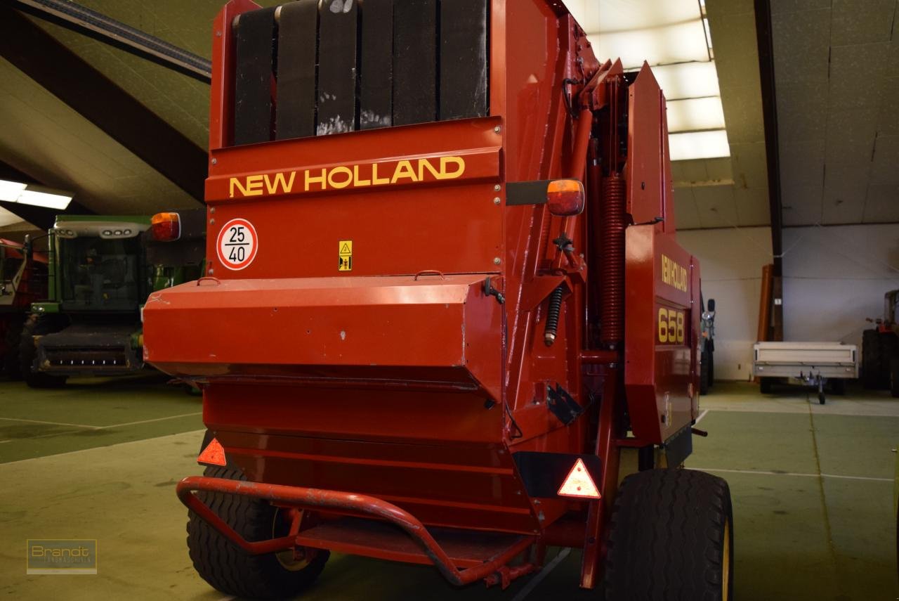 Rundballenpresse des Typs New Holland 658 Crop Cutter, Gebrauchtmaschine in Oyten (Bild 4)