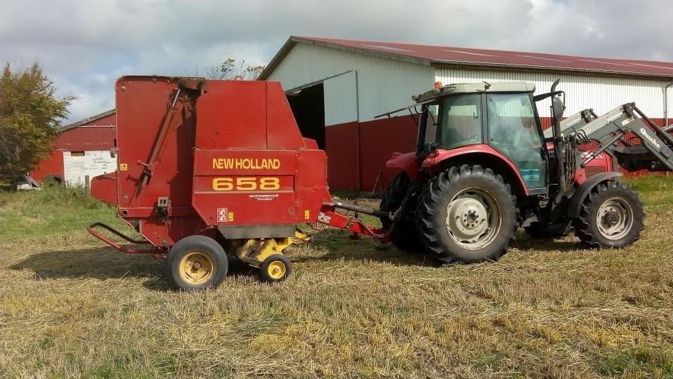 Rundballenpresse des Typs New Holland 658, Rundballepresser., Gebrauchtmaschine in Storvorde (Bild 2)