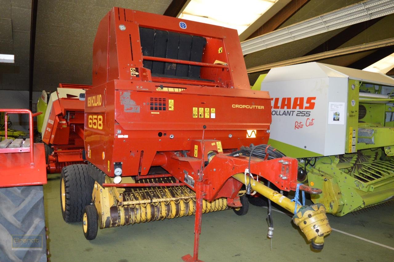 Rundballenpresse des Typs New Holland 658, Gebrauchtmaschine in Oyten (Bild 2)