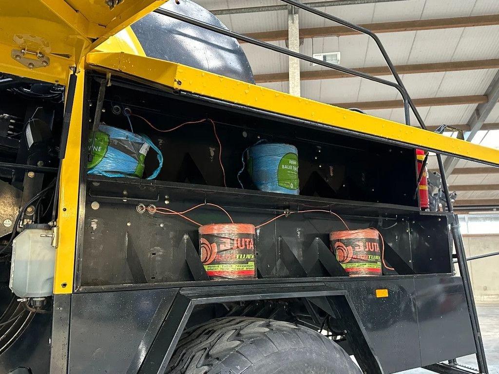 Rundballenpresse typu New Holland BB9060 Cropcutter, Gebrauchtmaschine v BENNEKOM (Obrázek 7)