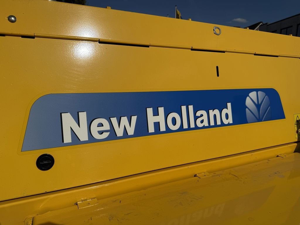 Rundballenpresse типа New Holland BC5060 Mini Balenpers, Gebrauchtmaschine в BOEKEL (Фотография 11)