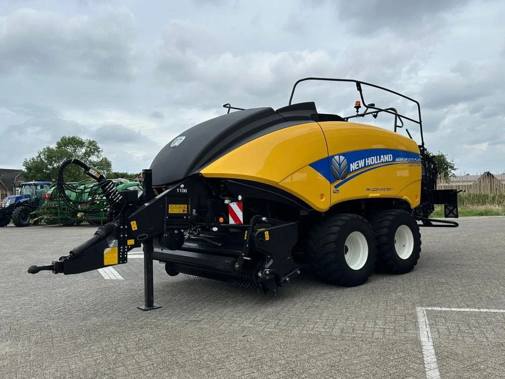 Rundballenpresse типа New Holland Bigbaler 1270 plus cropcutter, Gebrauchtmaschine в BENNEKOM (Фотография 4)