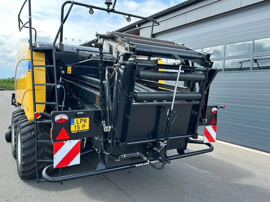 Rundballenpresse типа New Holland Bigbaler 1270 plus cropcutter, Gebrauchtmaschine в BENNEKOM (Фотография 5)