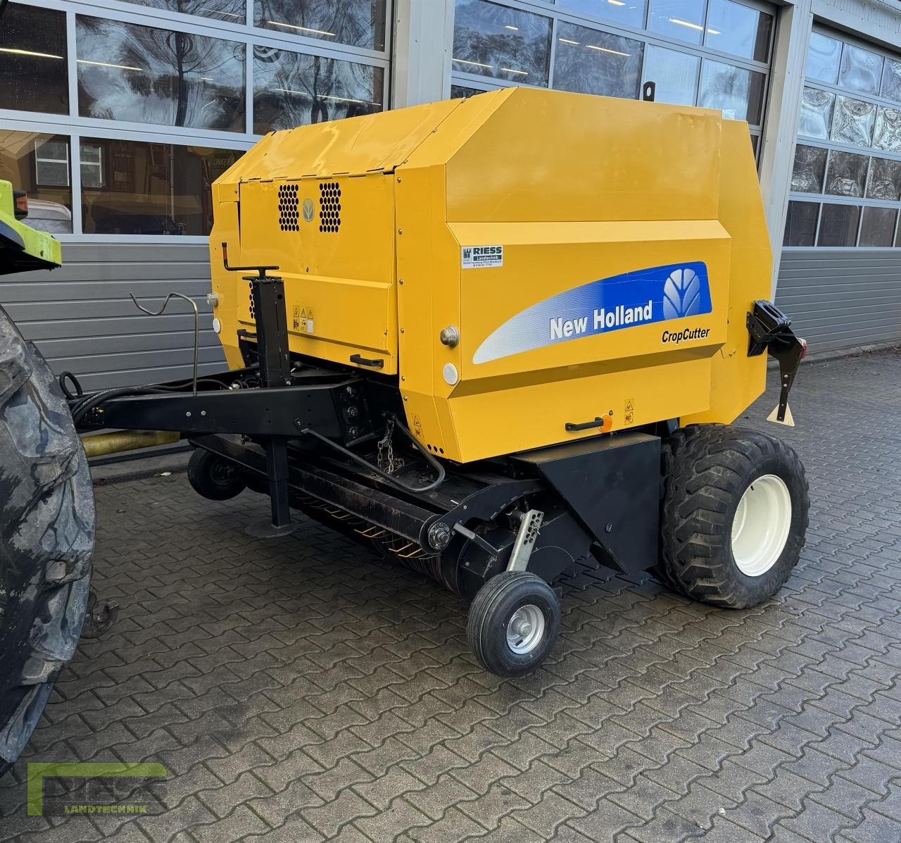 Rundballenpresse типа New Holland BR 6090 Baler 544 CropCutter, Gebrauchtmaschine в Homberg (Ohm) - Maulbach (Фотография 21)