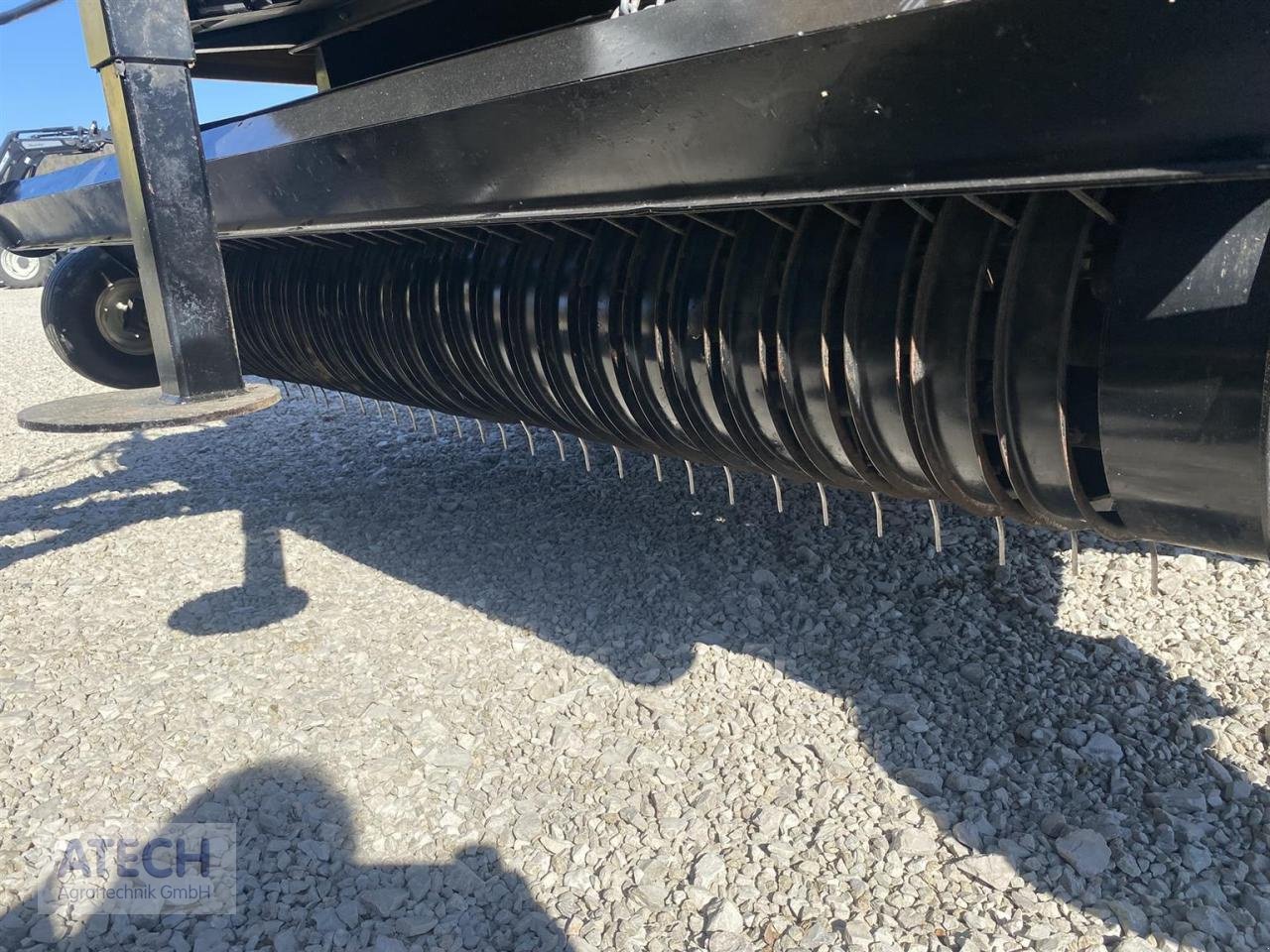 Rundballenpresse des Typs New Holland BR 6090 RC, Gebrauchtmaschine in Velburg (Bild 11)