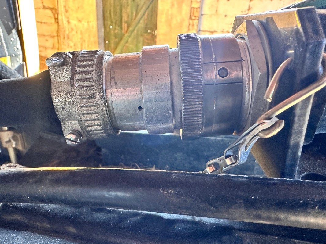 Rundballenpresse типа New Holland BR 6090 / Roll-Bar 125, Gebrauchtmaschine в Liebenwalde (Фотография 10)