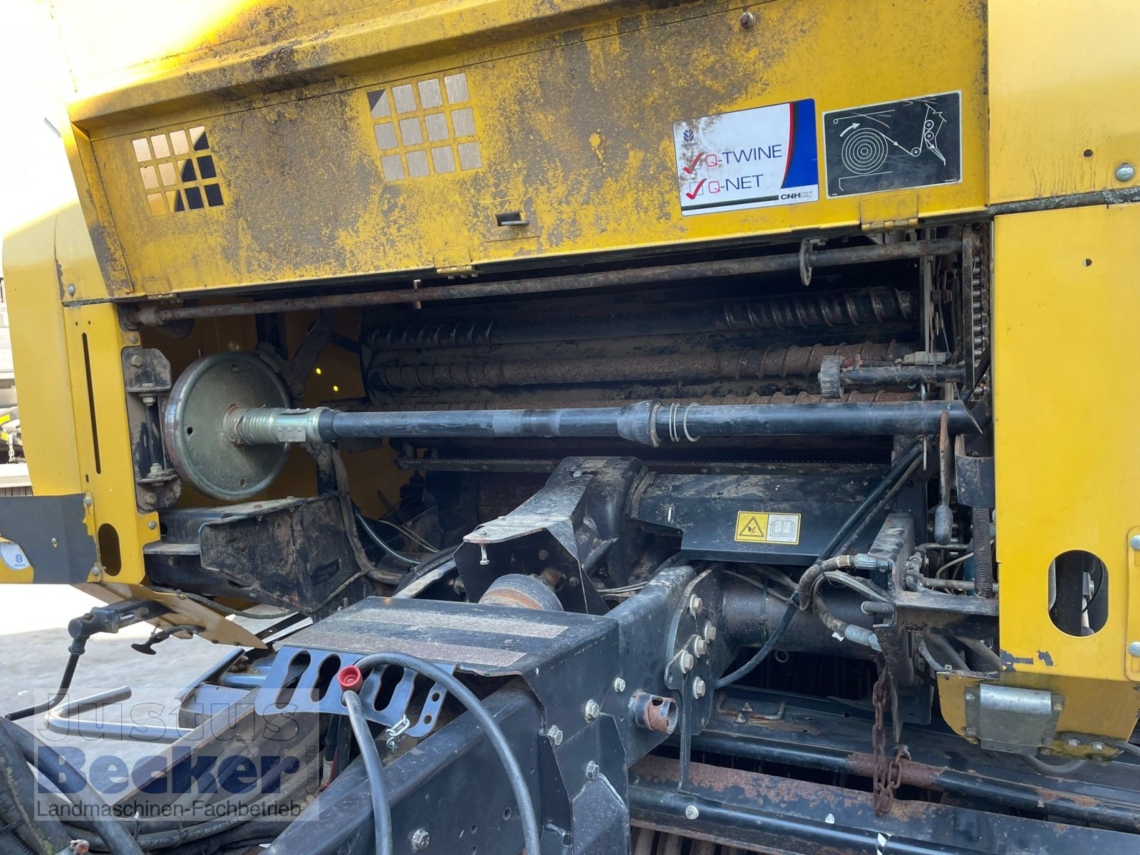 Rundballenpresse typu New Holland BR 7070, Gebrauchtmaschine v Weimar-Niederwalgern (Obrázek 3)