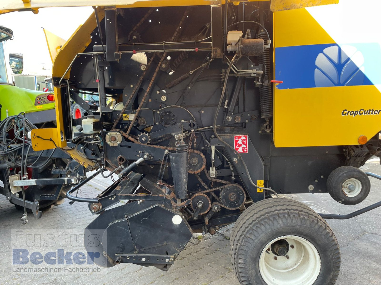 Rundballenpresse typu New Holland BR 7070, Gebrauchtmaschine v Weimar-Niederwalgern (Obrázek 4)