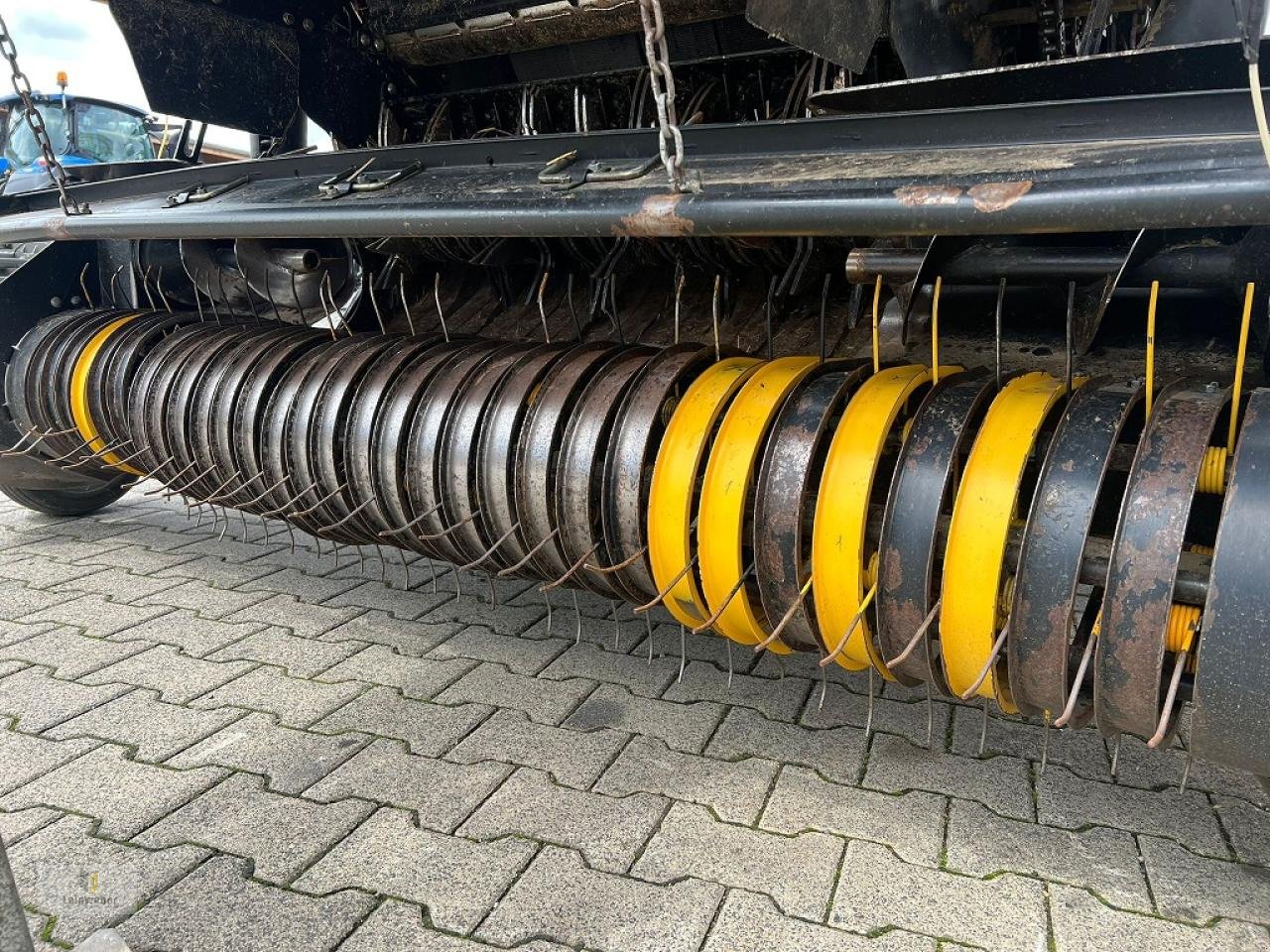 Rundballenpresse des Typs New Holland BR 7070, Gebrauchtmaschine in Neuhof - Dorfborn (Bild 5)