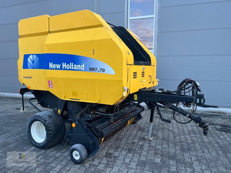 Rundballenpresse от тип New Holland BR 7070, Gebrauchtmaschine в Neuhof - Dorfborn (Снимка 1)