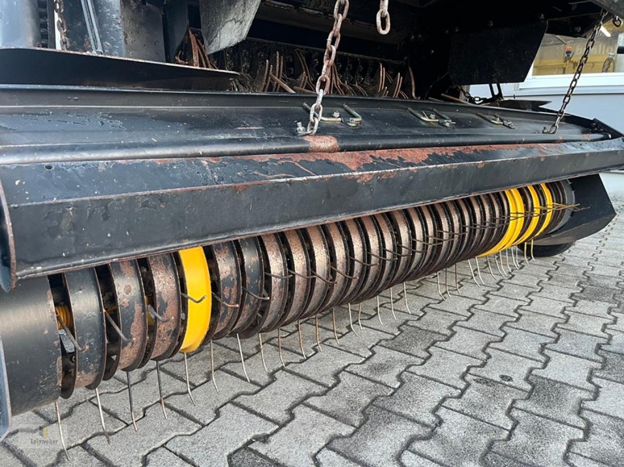 Rundballenpresse от тип New Holland BR 7070, Gebrauchtmaschine в Neuhof - Dorfborn (Снимка 6)