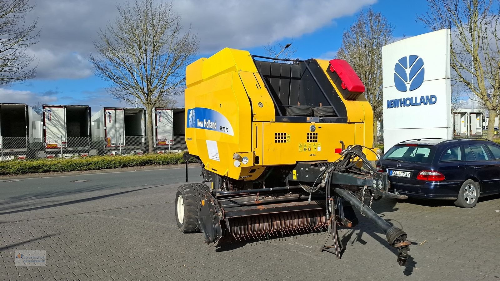 Rundballenpresse типа New Holland BR 7070, Gebrauchtmaschine в Altenberge (Фотография 3)