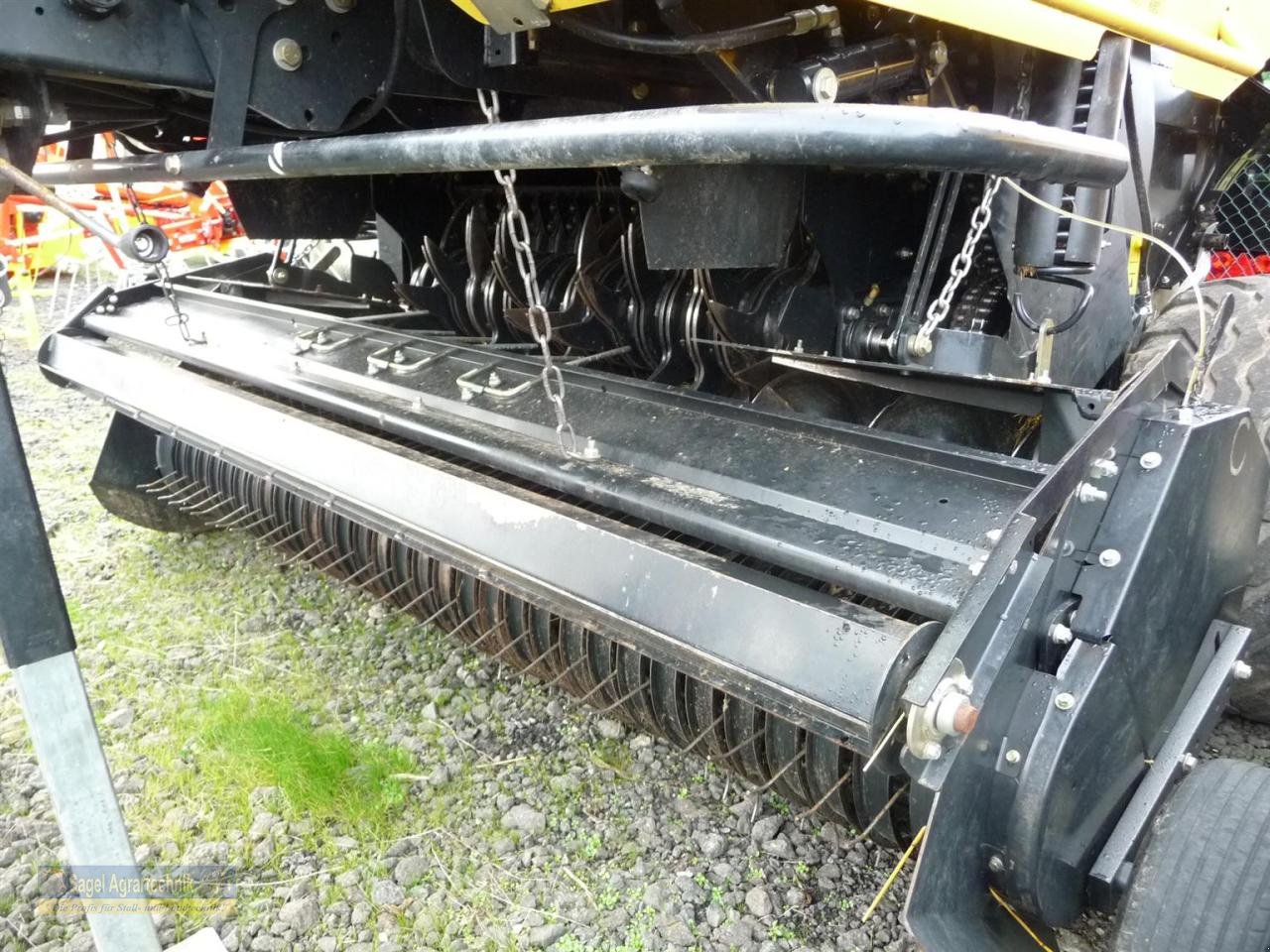 Rundballenpresse des Typs New Holland BR 7070, Gebrauchtmaschine in Rhaunen (Bild 6)