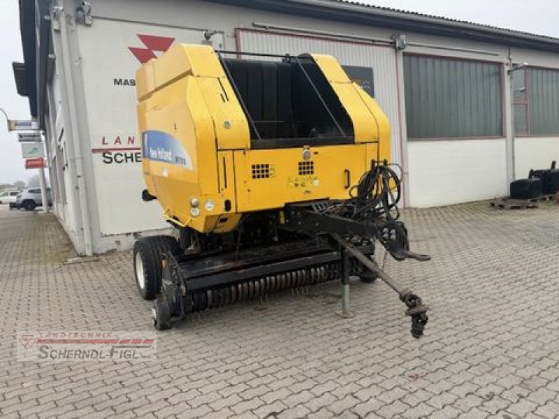Rundballenpresse Türe ait New Holland BR 7070, Gebrauchtmaschine içinde St.Margarethen (resim 5)