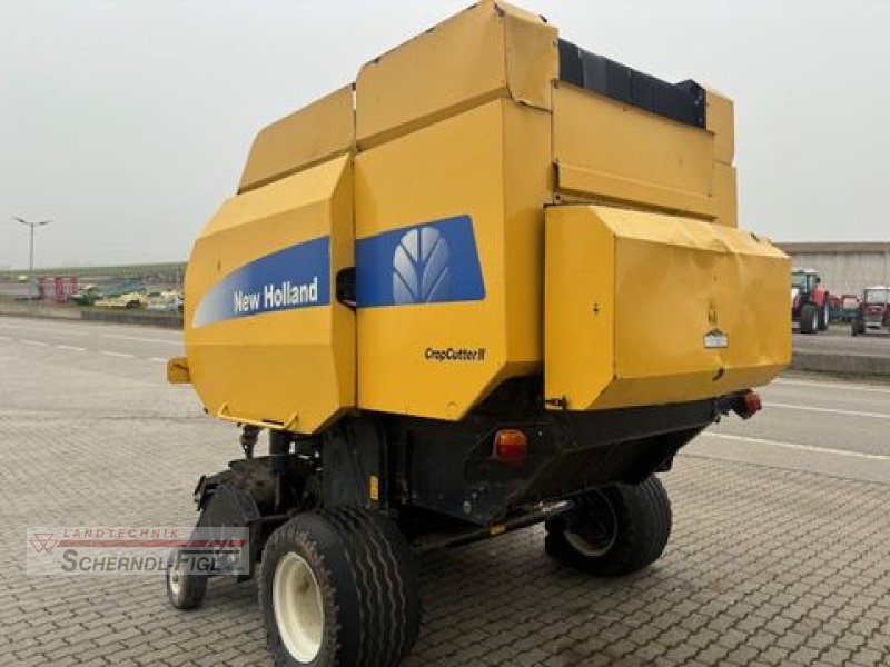 Rundballenpresse Türe ait New Holland BR 7070, Gebrauchtmaschine içinde St.Margarethen (resim 2)