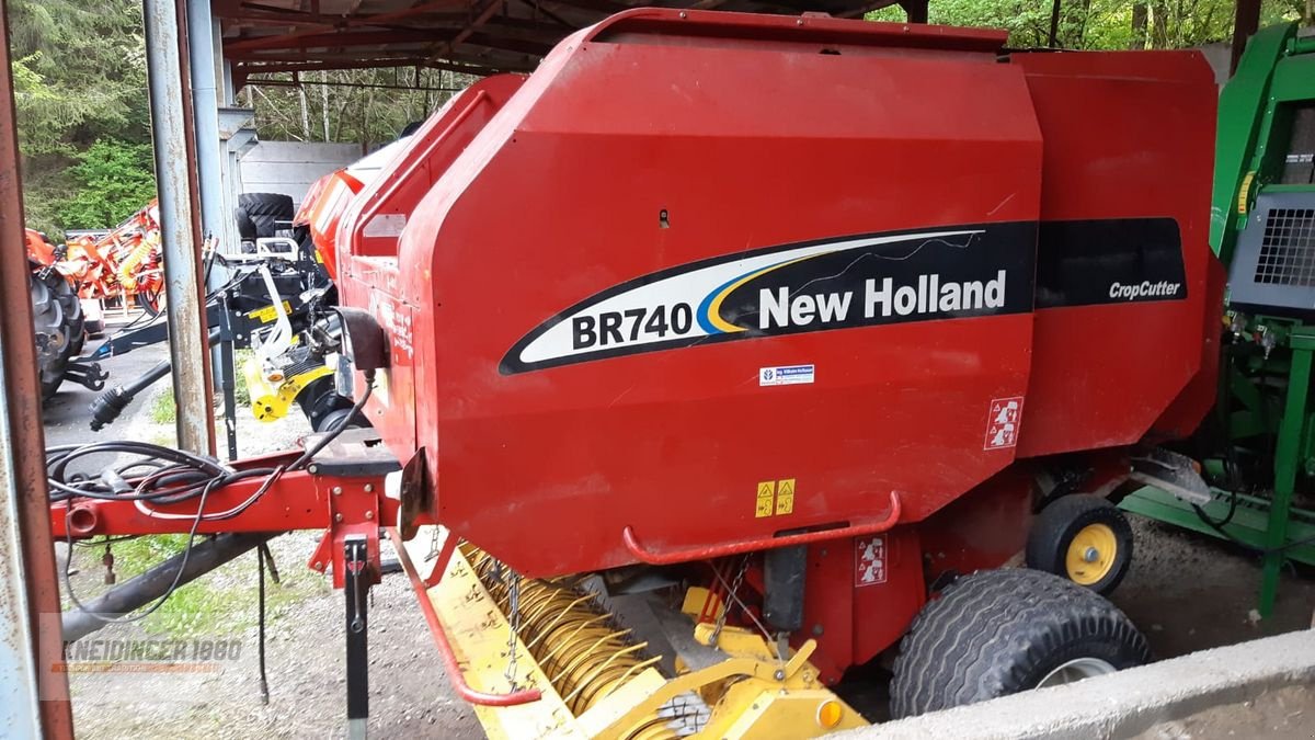 Rundballenpresse typu New Holland BR 740 CropCutter, Gebrauchtmaschine v Altenfelden (Obrázek 2)