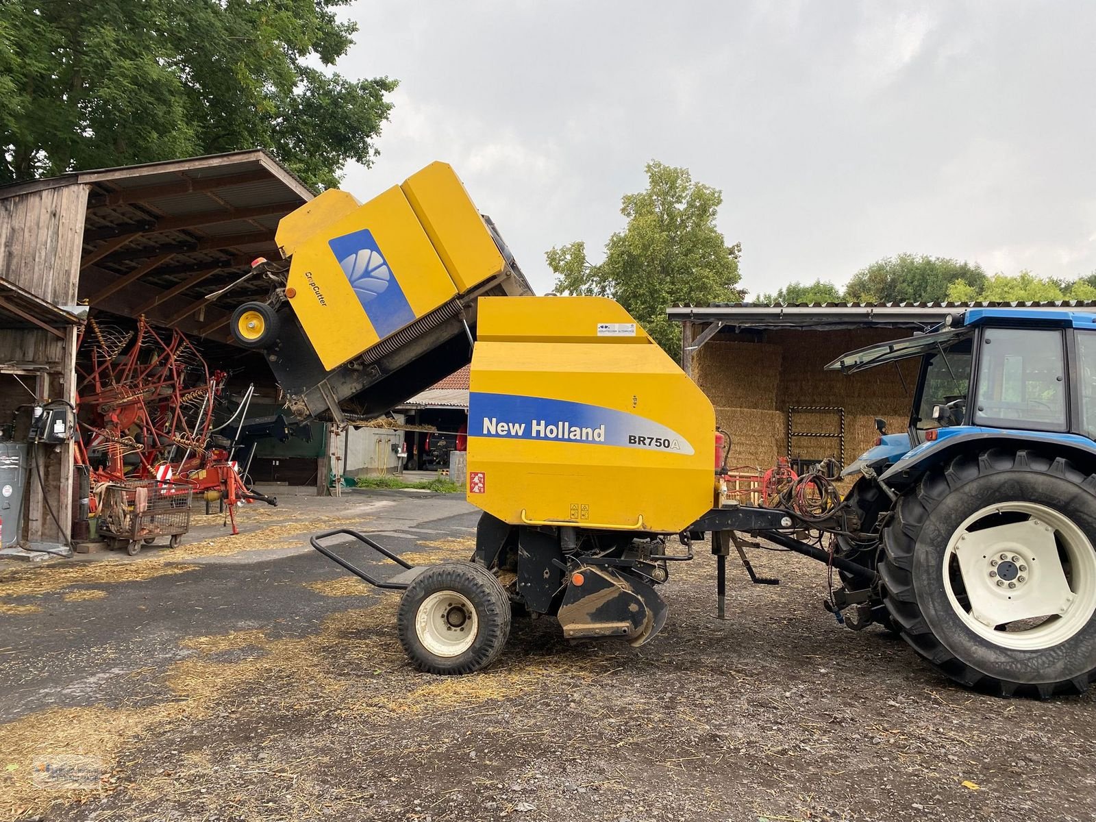 Rundballenpresse типа New Holland BR 750 A, Gebrauchtmaschine в Altenberge (Фотография 1)