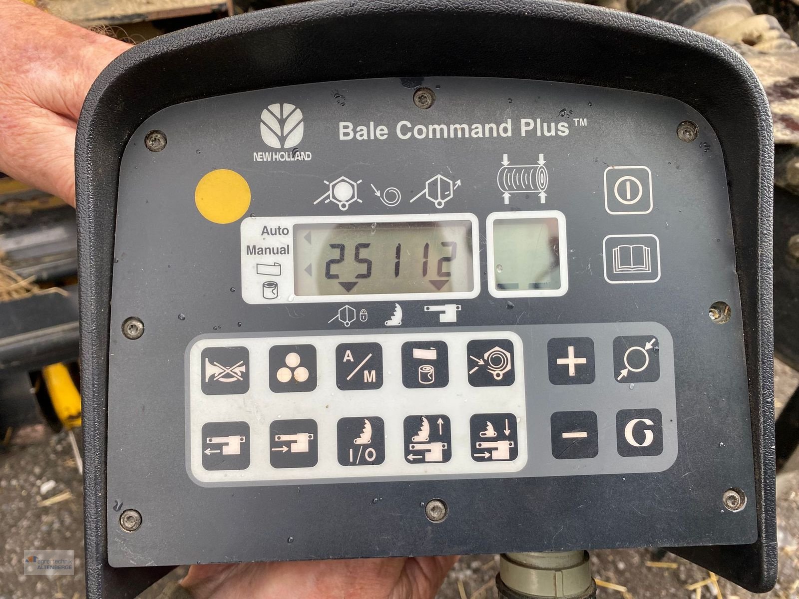 Rundballenpresse типа New Holland BR 750 A, Gebrauchtmaschine в Altenberge (Фотография 8)