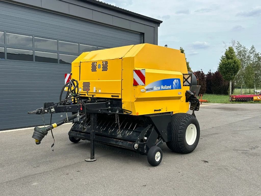 Rundballenpresse del tipo New Holland BR6090 balenpers, Gebrauchtmaschine en BENNEKOM (Imagen 3)