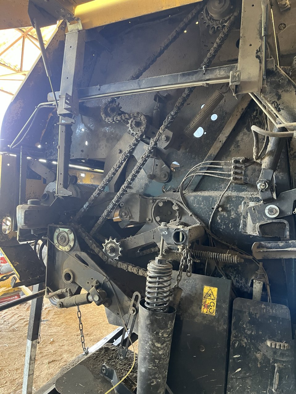 Rundballenpresse van het type New Holland BR7060, Gebrauchtmaschine in VERT TOULON (Foto 3)