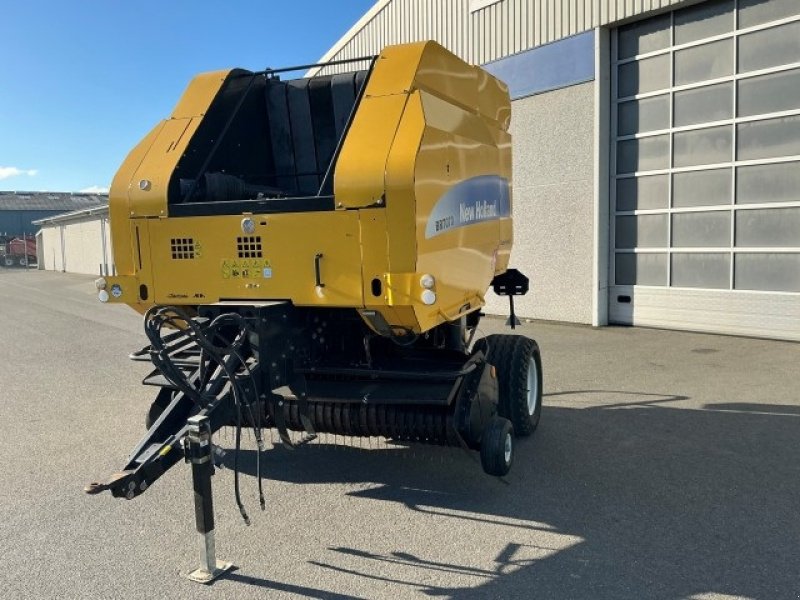 Rundballenpresse des Typs New Holland BR7070, Gebrauchtmaschine in Farsø (Bild 4)