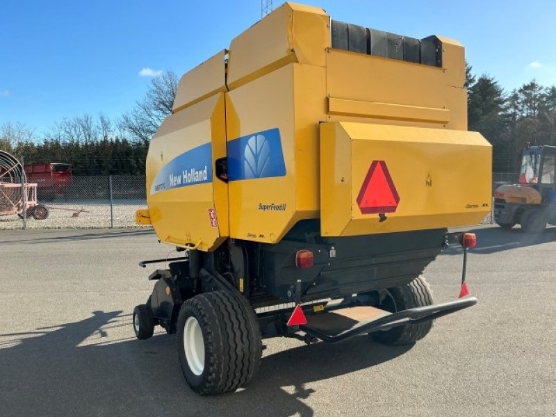 Rundballenpresse des Typs New Holland BR7070, Gebrauchtmaschine in Farsø (Bild 3)