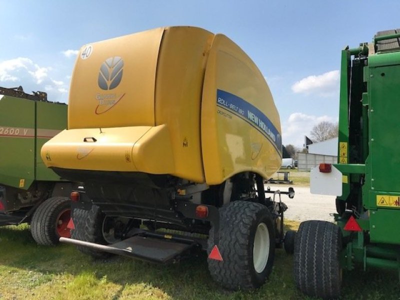 Rundballenpresse a típus New Holland Presse à balles rondes ROLL BELT 180 New Holland, Gebrauchtmaschine ekkor: LA SOUTERRAINE (Kép 3)