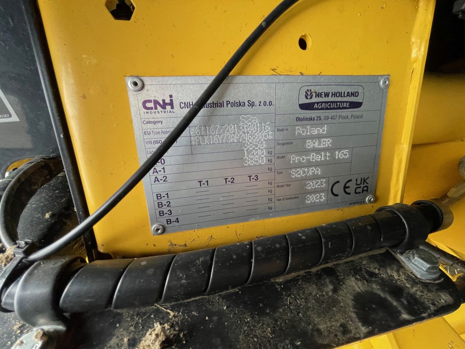 Rundballenpresse Türe ait New Holland PRO-BELT 165 RC, Gebrauchtmaschine içinde Burgkirchen (resim 4)