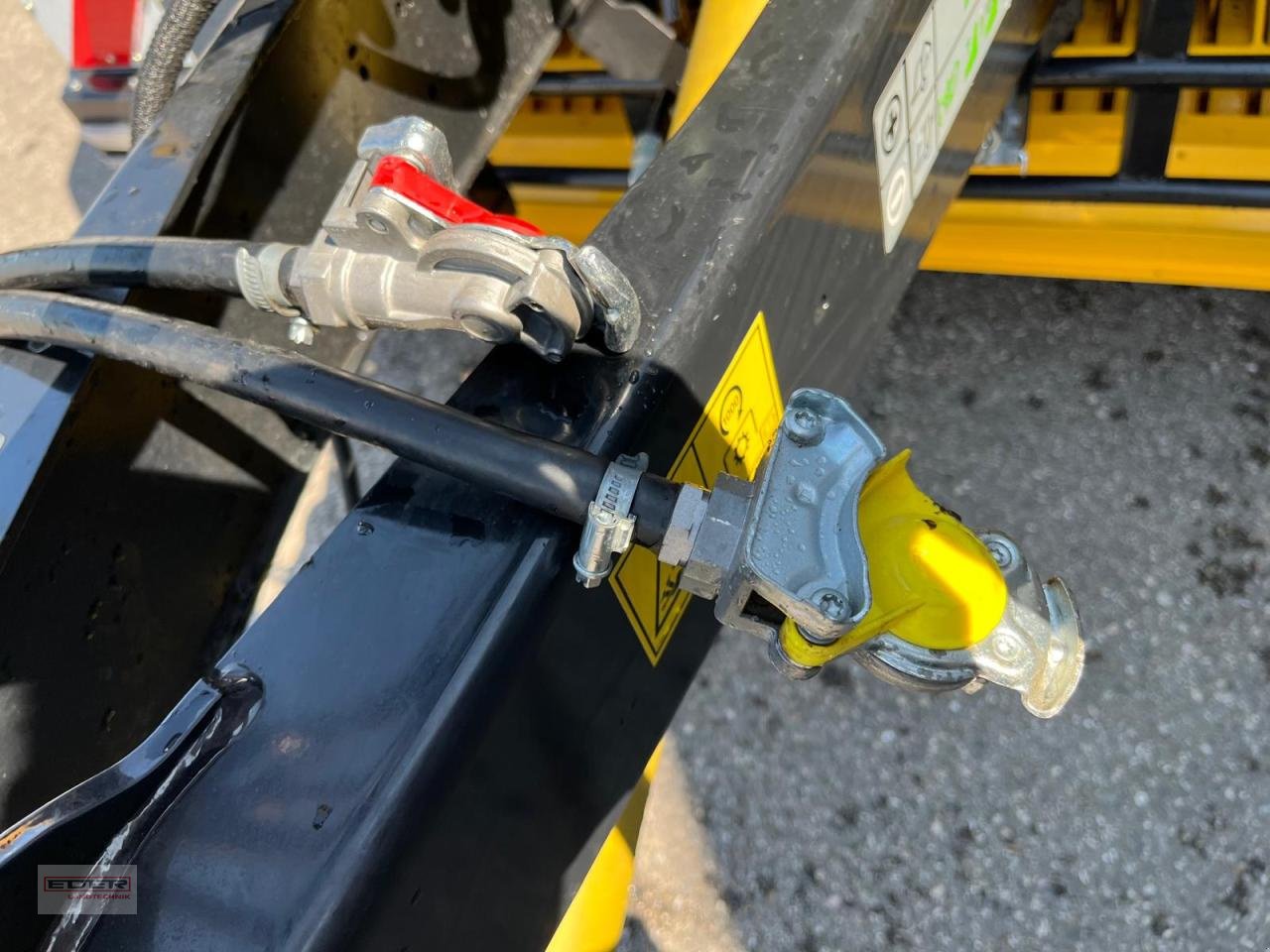 Rundballenpresse Türe ait New Holland Pro Belt 190, Vorführmaschine içinde Tuntenhausen (resim 18)