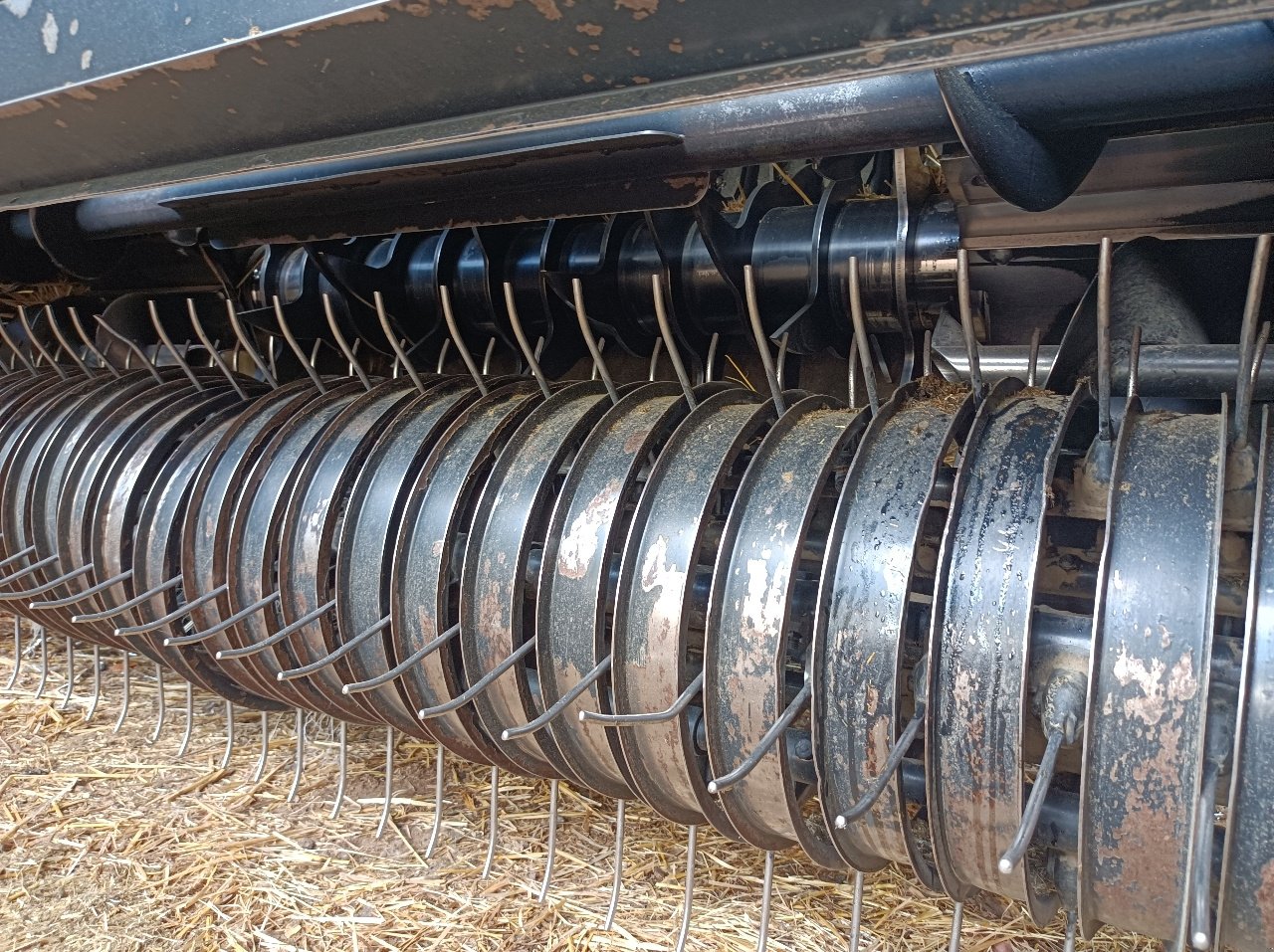 Rundballenpresse van het type New Holland Rb 180 superfeed, Gebrauchtmaschine in Einvaux (Foto 3)