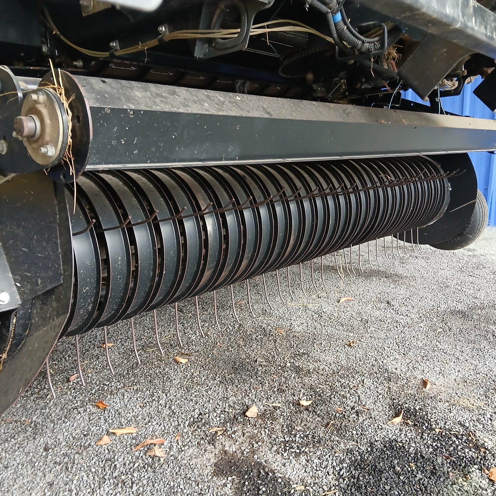 Rundballenpresse del tipo New Holland RB 180, Gebrauchtmaschine In HERLIN LE SEC (Immagine 5)