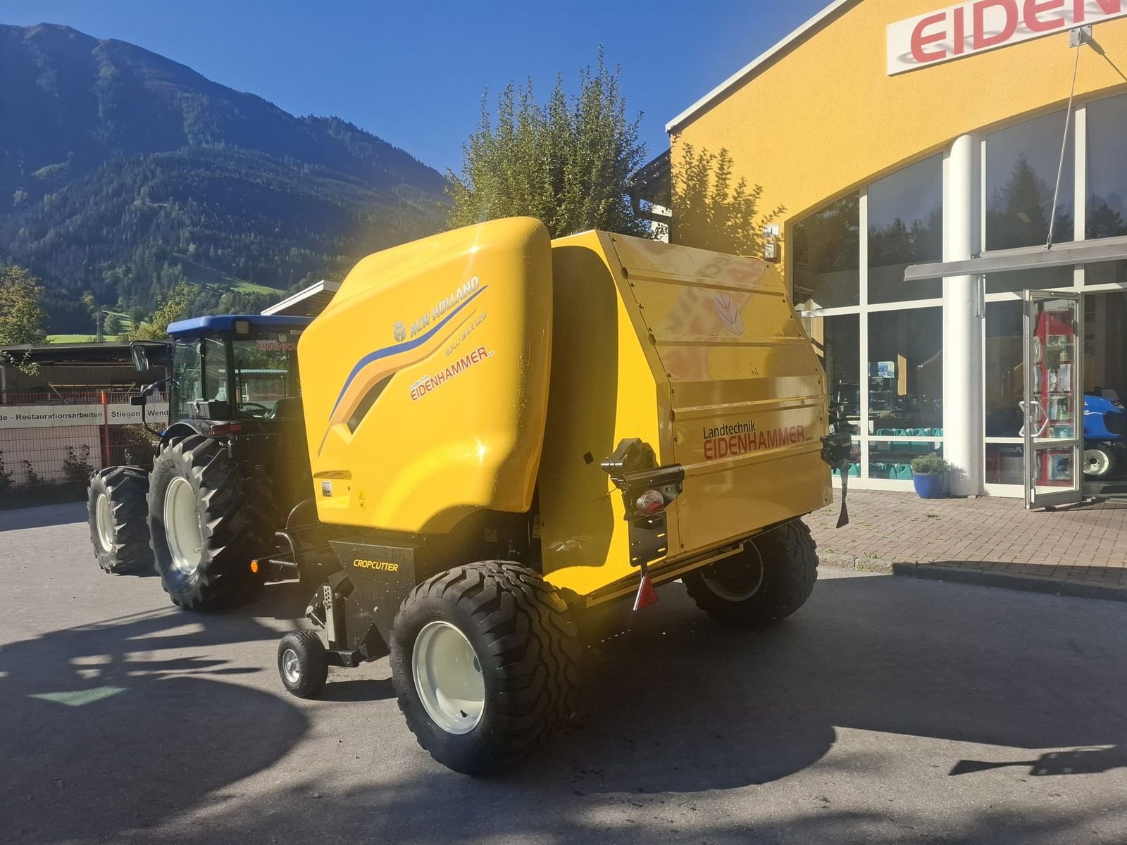 Rundballenpresse типа New Holland Roll Bar 125, Gebrauchtmaschine в Burgkirchen (Фотография 2)