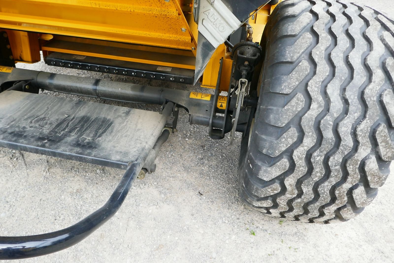 Rundballenpresse del tipo New Holland Roll Belt 150 CC, Gebrauchtmaschine en Villach (Imagen 8)