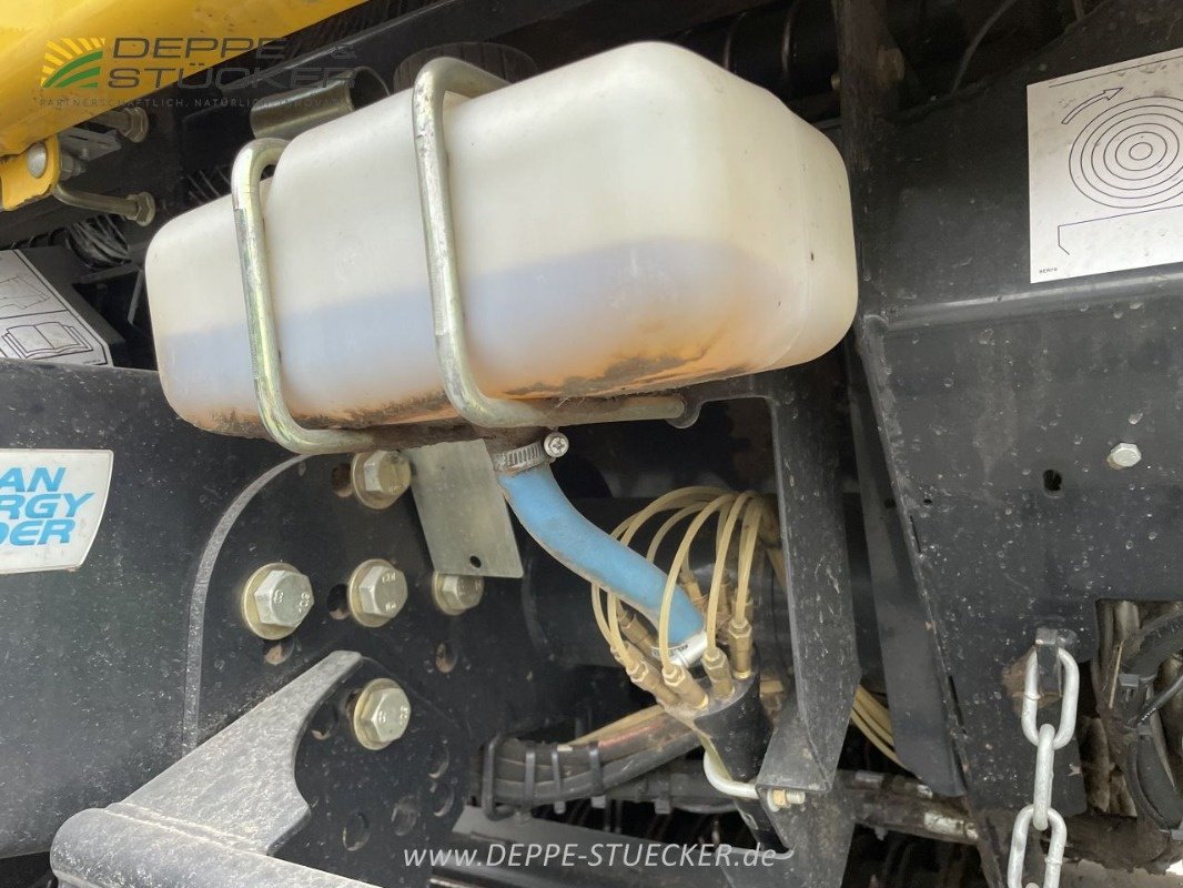 Rundballenpresse типа New Holland Roll Belt 180 Cropcutter, Gebrauchtmaschine в Rietberg (Фотография 13)