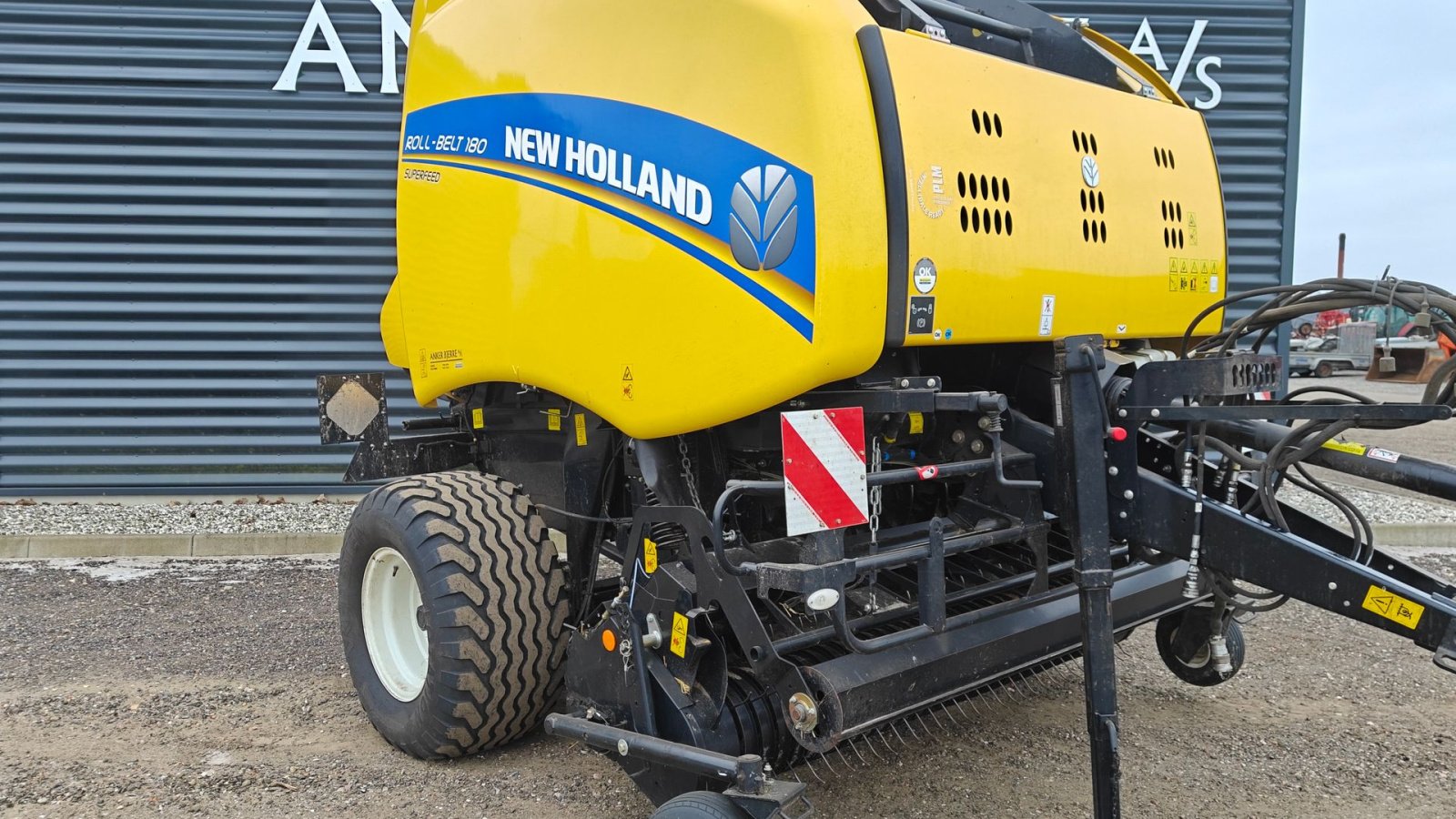 Rundballenpresse tip New Holland Roll-Belt 180 Superfeed, Gebrauchtmaschine in Holstebro (Poză 19)