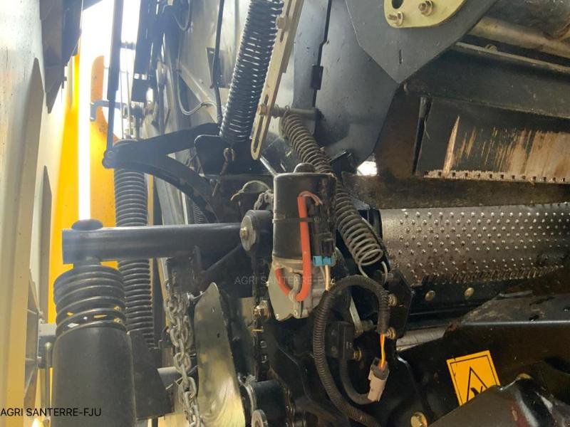 Rundballenpresse typu New Holland ROLL-BELT 180, Gebrauchtmaschine v ROYE (Obrázok 6)