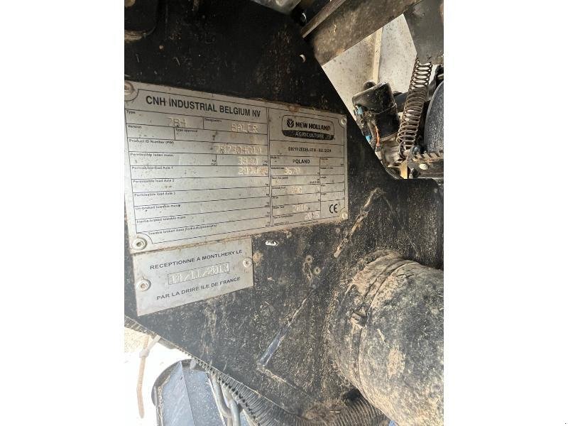 Rundballenpresse del tipo New Holland ROLL BELT 180, Gebrauchtmaschine en STENAY (Imagen 5)