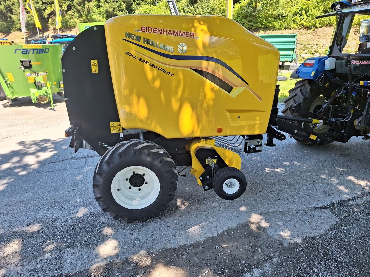 Rundballenpresse des Typs New Holland Rollbar 120 Utility ohne Schneidwerk, Neumaschine in Burgkirchen (Bild 5)