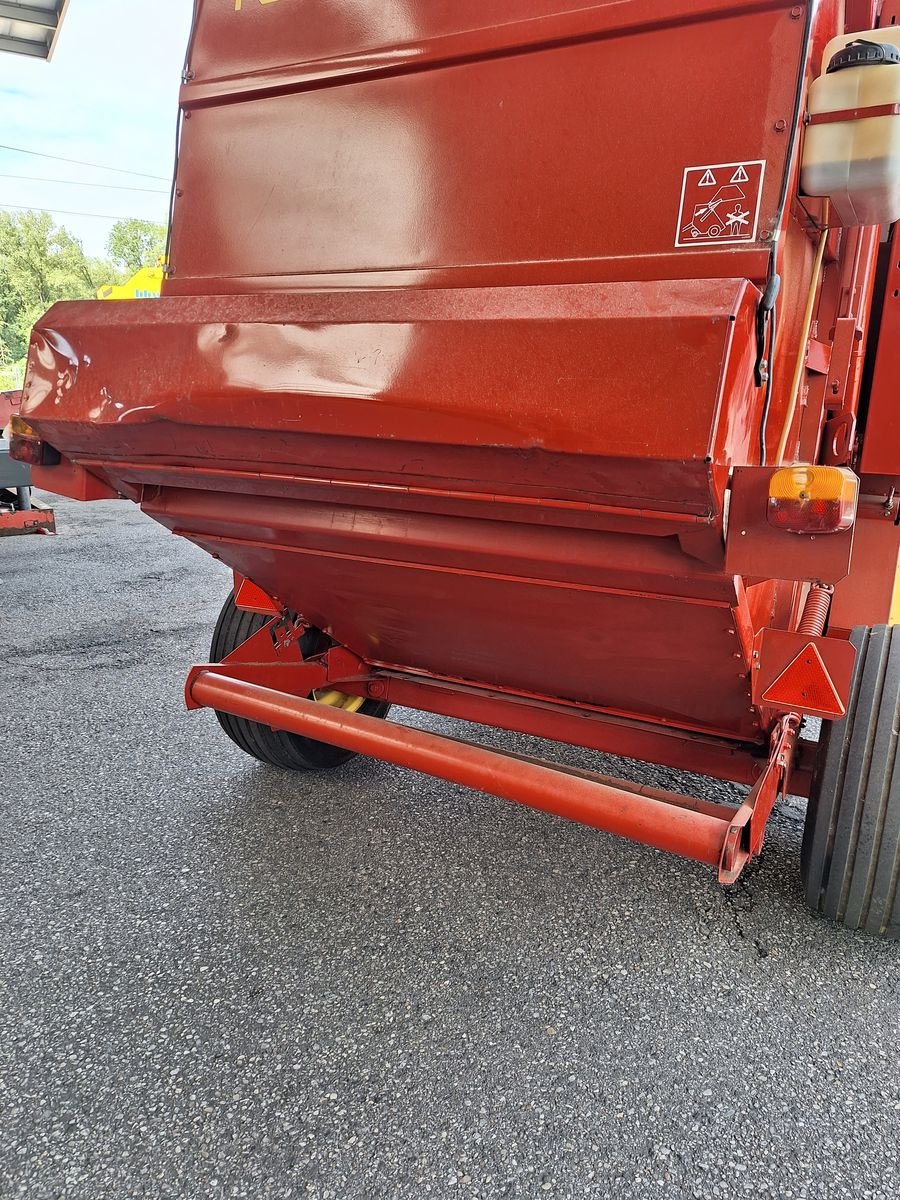 Rundballenpresse des Typs New Holland Rundballenpresse 865, Gebrauchtmaschine in Bergheim (Bild 16)